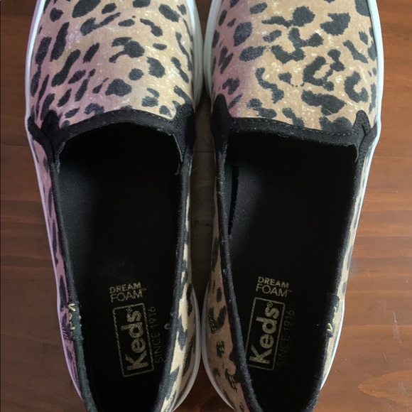 Adorably Comfy Keds! 🖤 - Picture 3 of 4